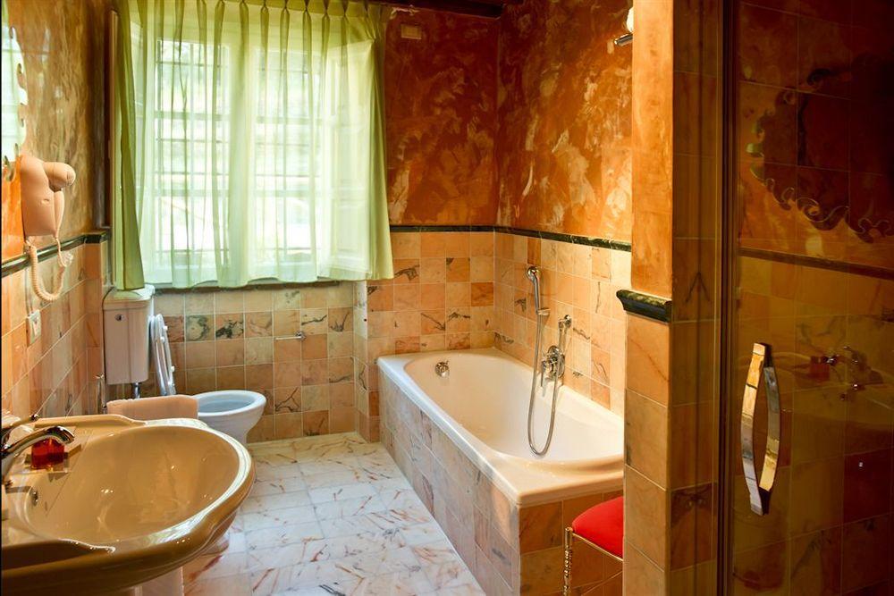 Suite Accommodation Mastiano Exterior photo