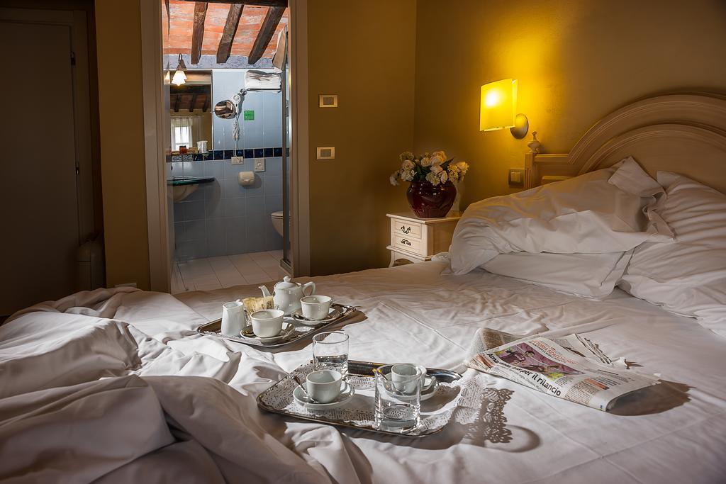 Suite Accommodation Mastiano Exterior photo